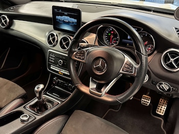 Used Mercedes-Benz GLA 2017 for sale - 77200728: Photo