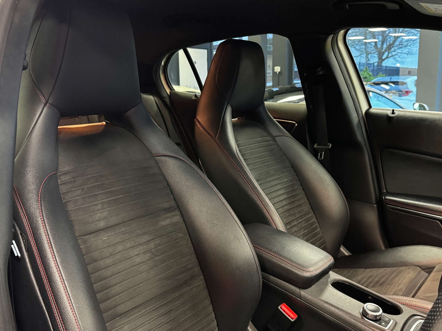 Used Mercedes-Benz GLA 2017 for sale - 77200728: Photo 8