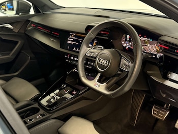 Used Audi RS3 2023 for sale - 75727799: Photo