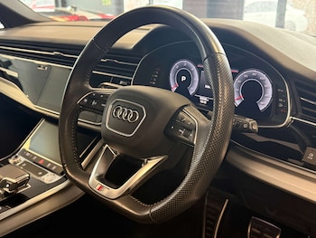 Used Audi Q7 2020 for sale - 78225854: Photo