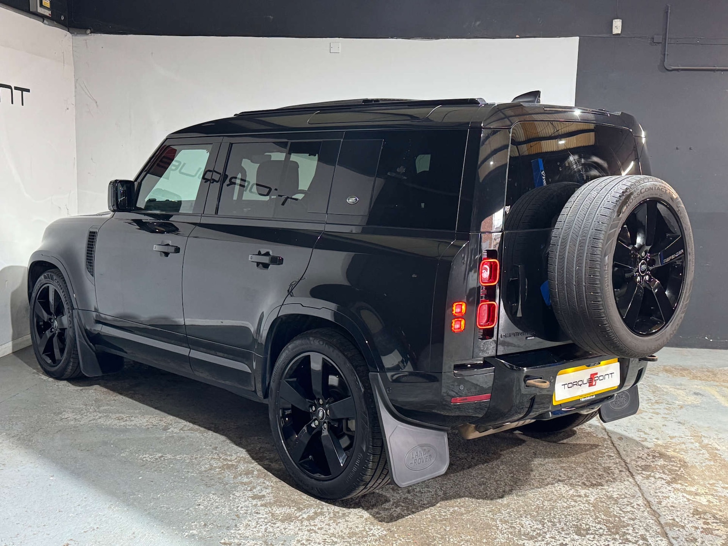 Used Land Rover Defender 2022 for sale - 76093852: Photo 9