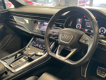 Used Audi Q7 2020 for sale - 78801698: Photo