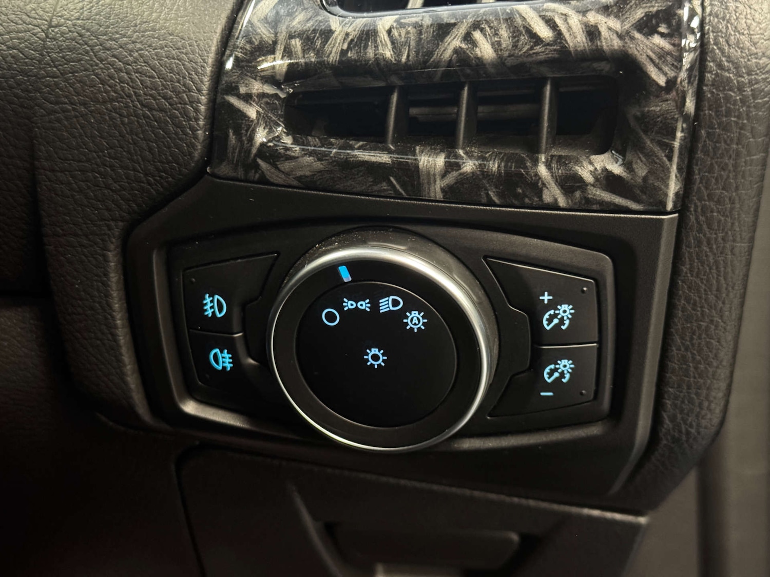 Used Ford Focus 2017 for sale - 77241078: Photo 35