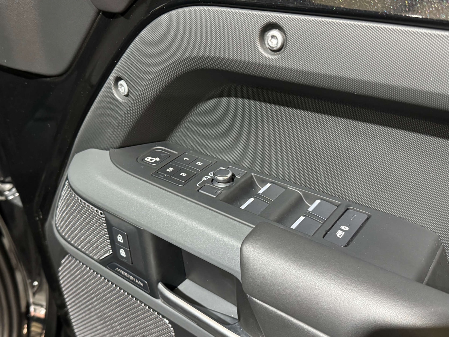 Used Land Rover Defender 2022 for sale - 76601516: Photo 26