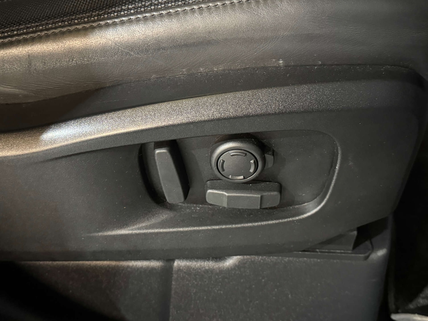 Used Land Rover Defender 2022 for sale - 76601516: Photo 27