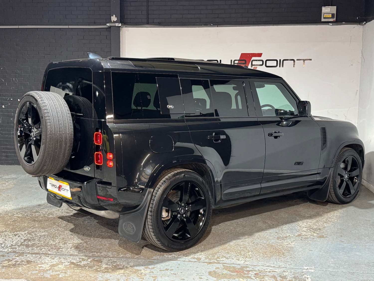 Used Land Rover Defender 2022 for sale - 76601516: Photo 7