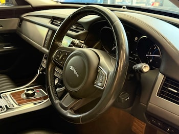 Used Jaguar XF 2017 for sale - 79468195: Photo