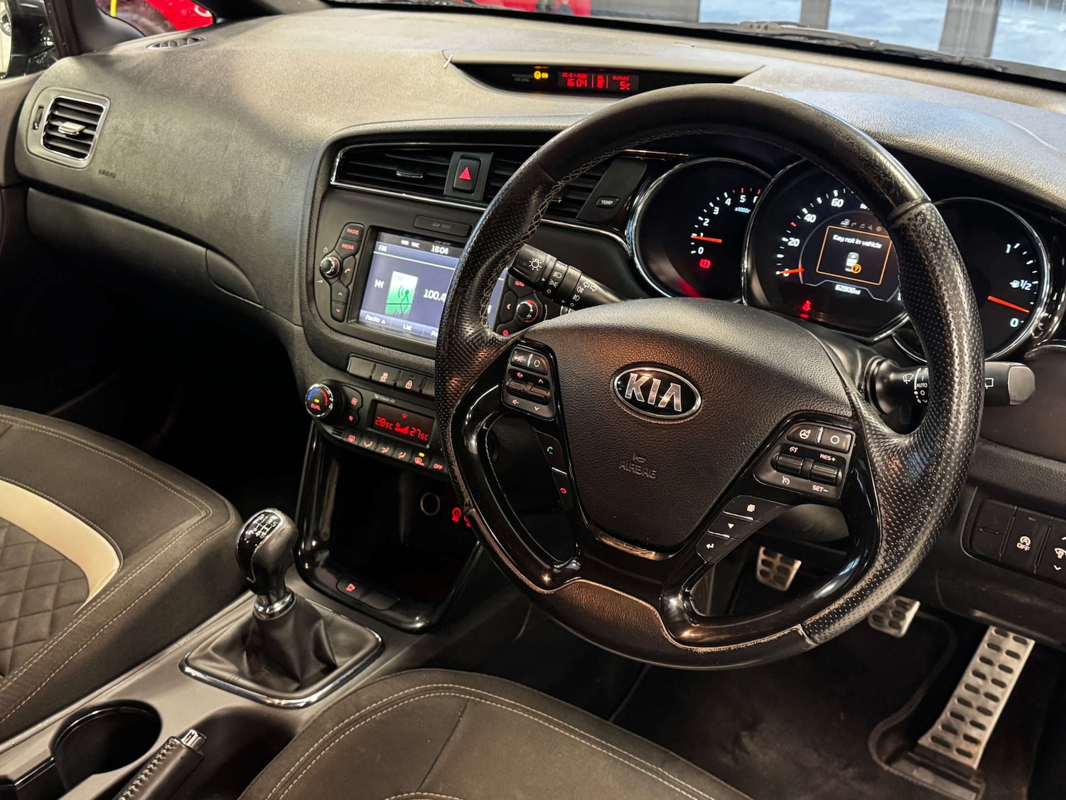 Used Kia Ceed 2016 for sale - 77328651: Photo 2