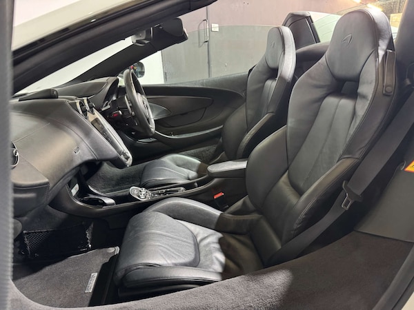 Used McLaren 570S 2017 for sale - 76093850: Photo 28