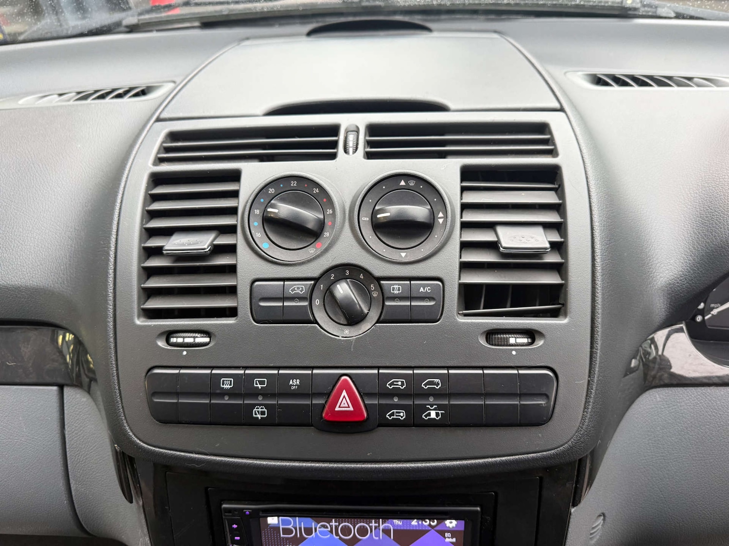 Used Mercedes-Benz Vito 2010 for sale - 77139207: Photo 14