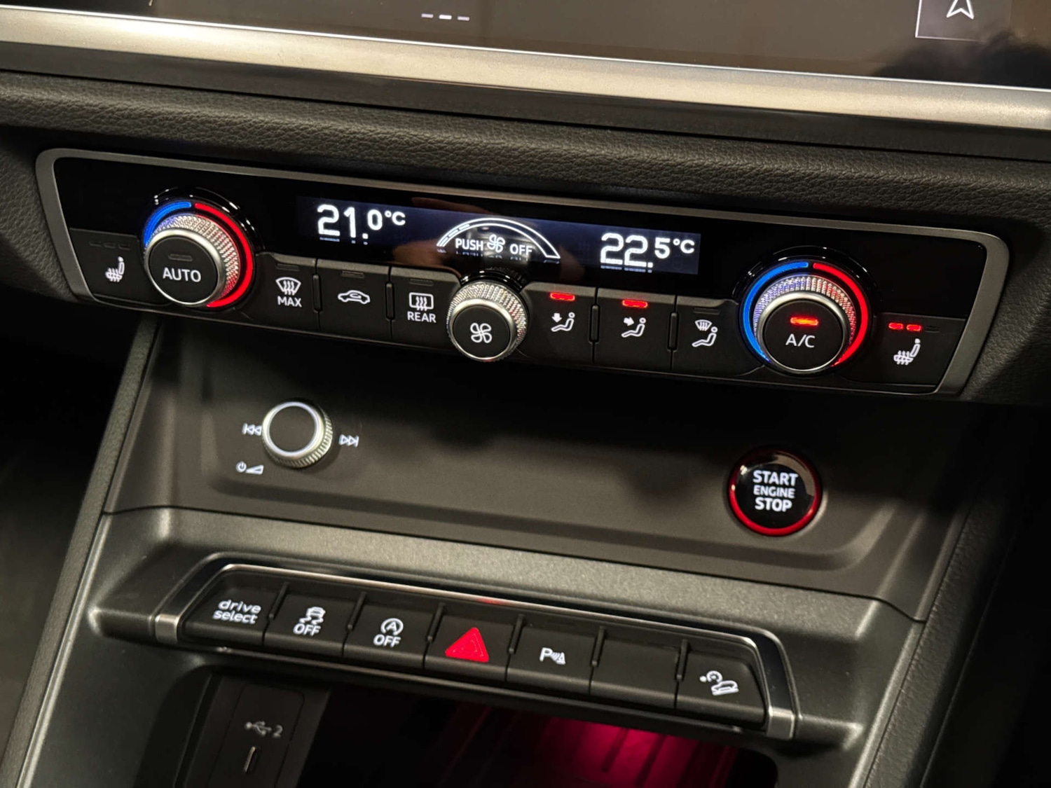 Used Audi RS Q3 2021 for sale - 77385504: Photo 25