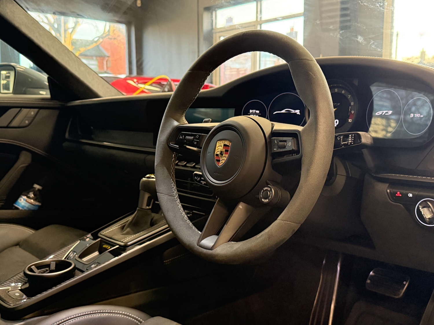 Used Porsche 911 2023 for sale - 76934891: Photo 2