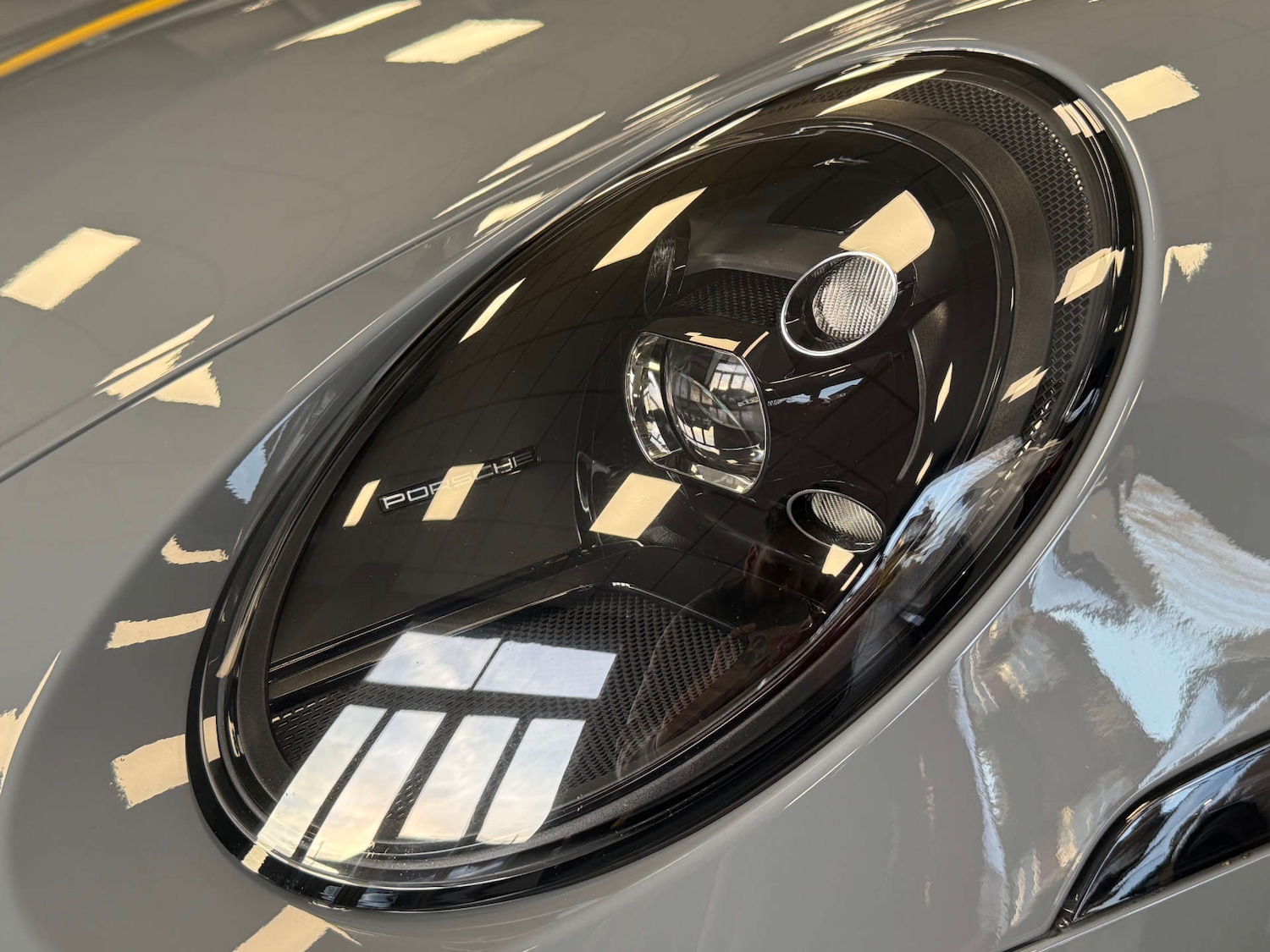 Used Porsche 911 2023 for sale - 76934891: Photo 26