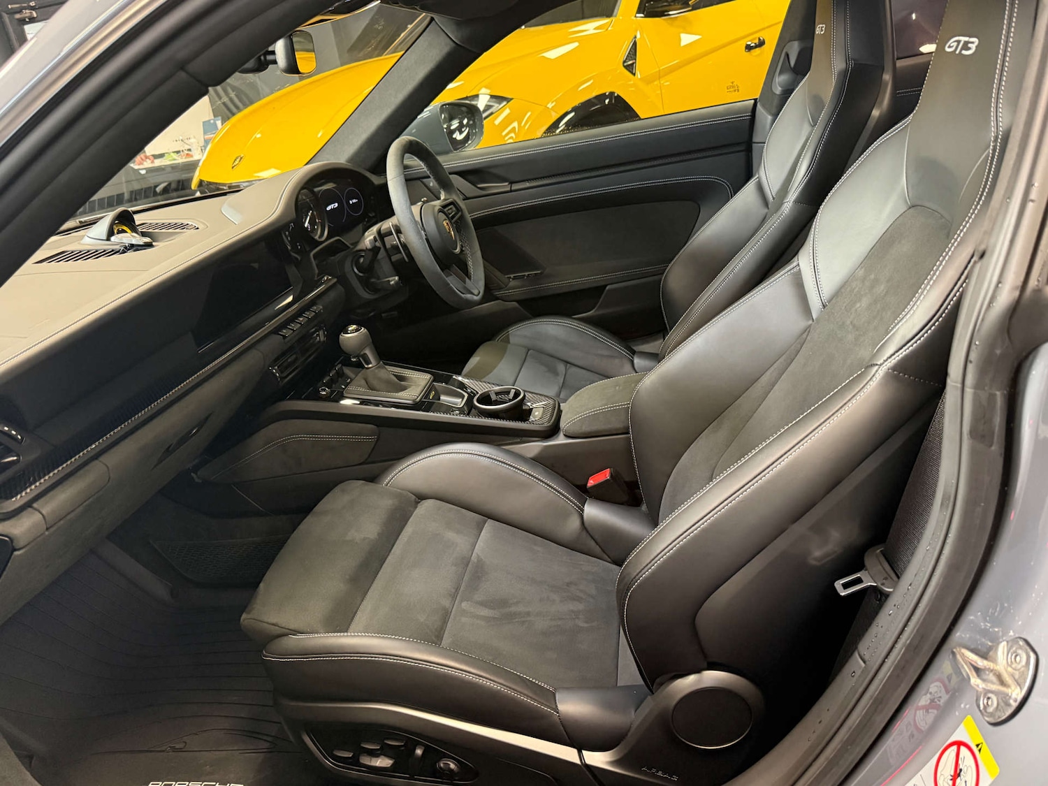 Used Porsche 911 2023 for sale - 76934891: Photo 37