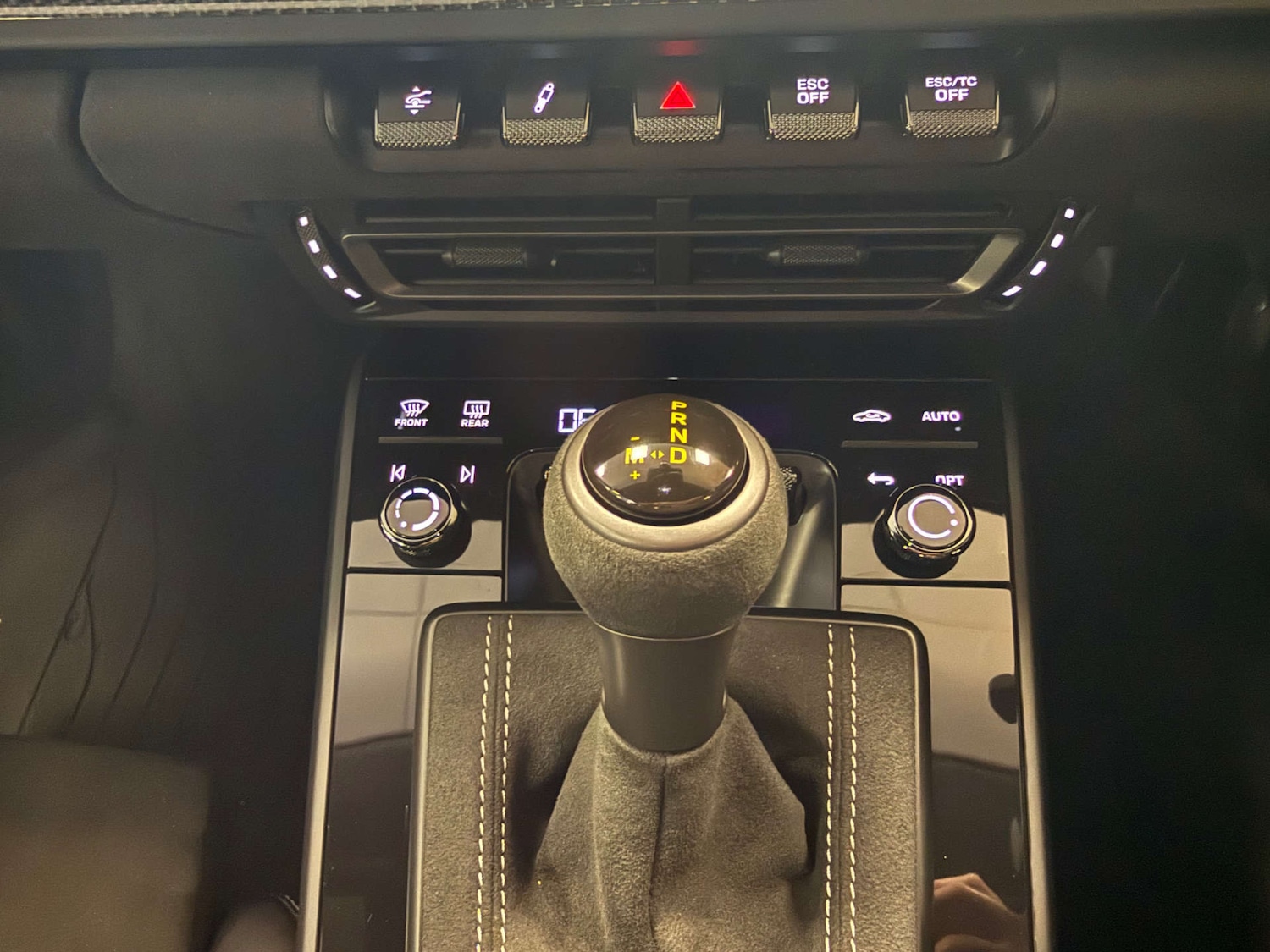 Used Porsche 911 2023 for sale - 76934891: Photo 47