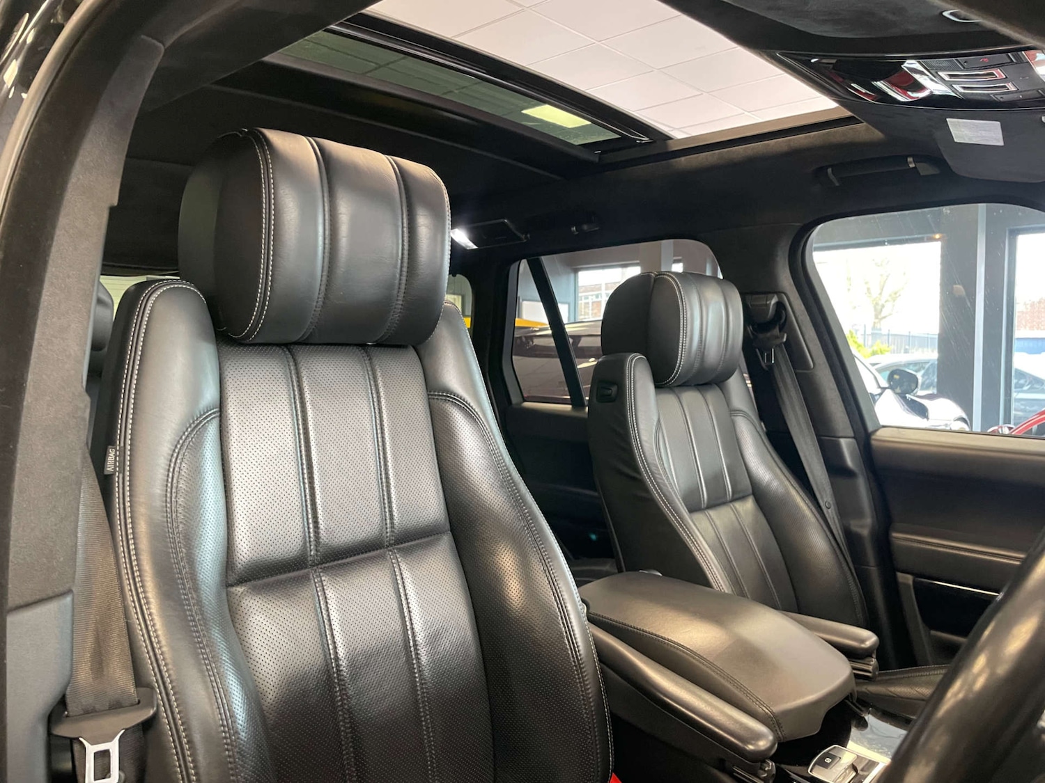 Used Land Rover Range Rover 2017 for sale - 77991972: Photo 10