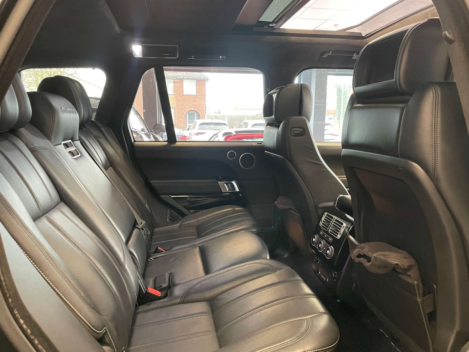 Used Land Rover Range Rover 2017 for sale - 77991972: Photo 11