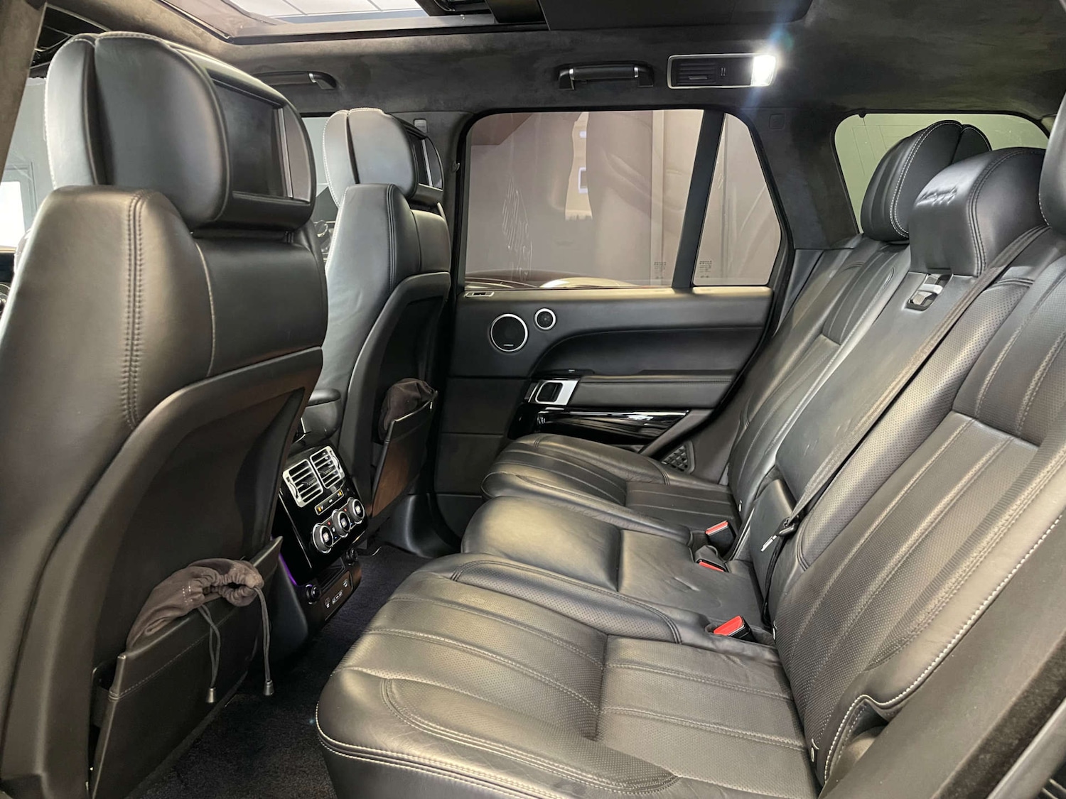 Used Land Rover Range Rover 2017 for sale - 77991972: Photo 13