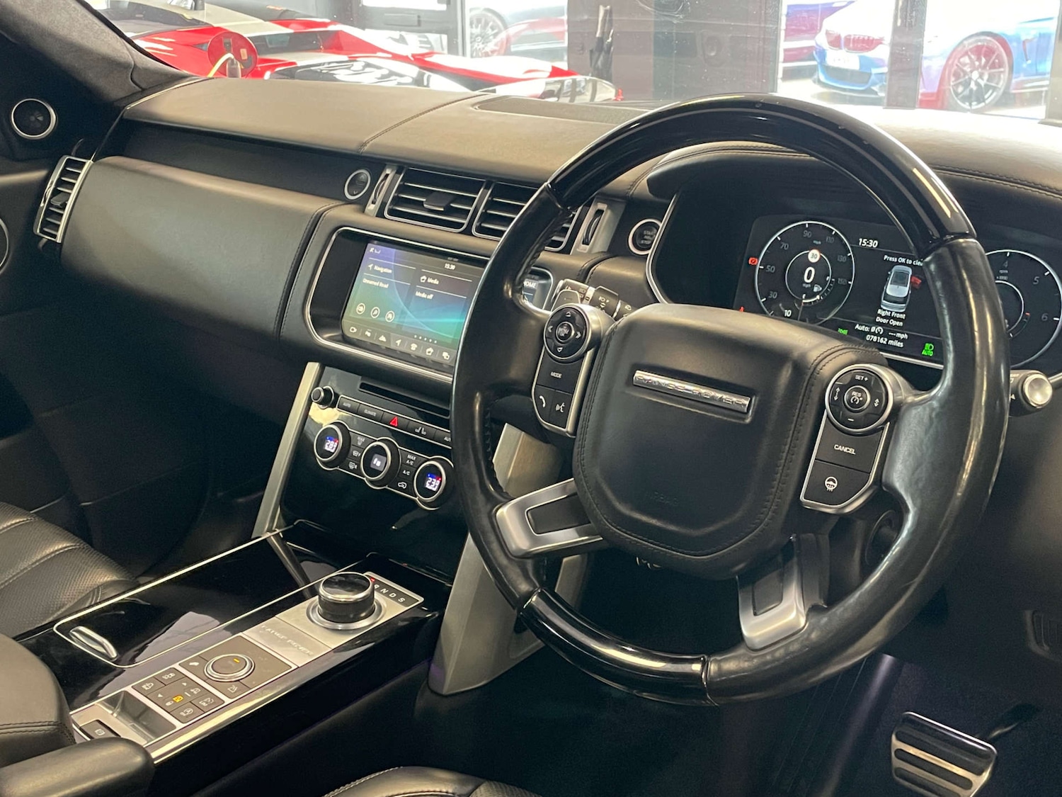 Used Land Rover Range Rover 2017 for sale - 77991972: Photo 2