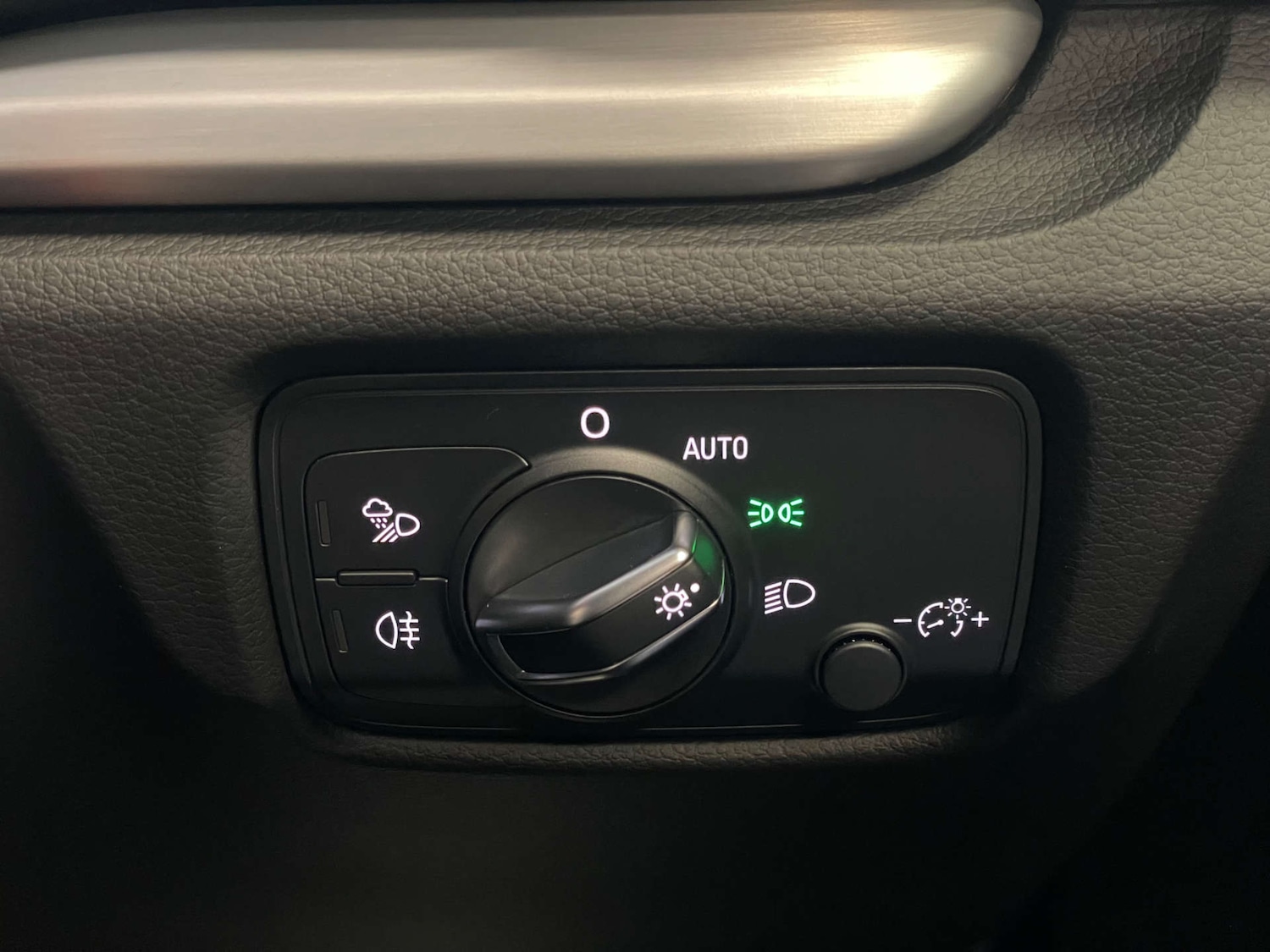 Used Audi A3 2017 for sale - 77850680: Photo 24