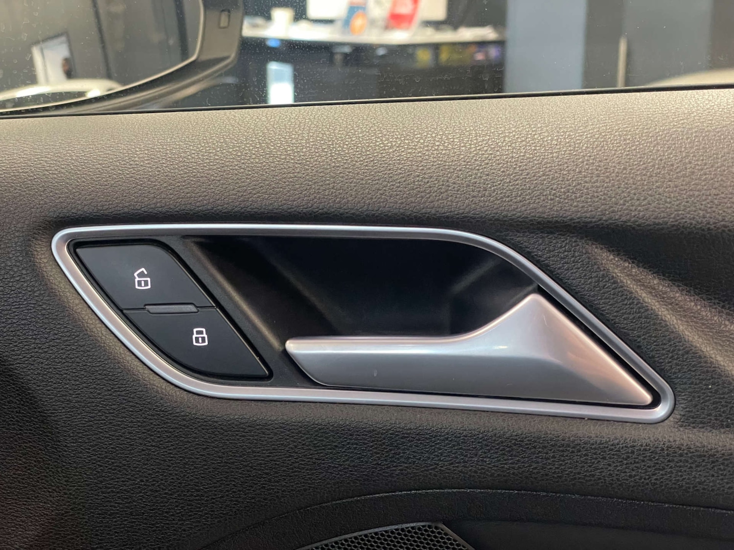 Used Audi A3 2017 for sale - 77850680: Photo 25