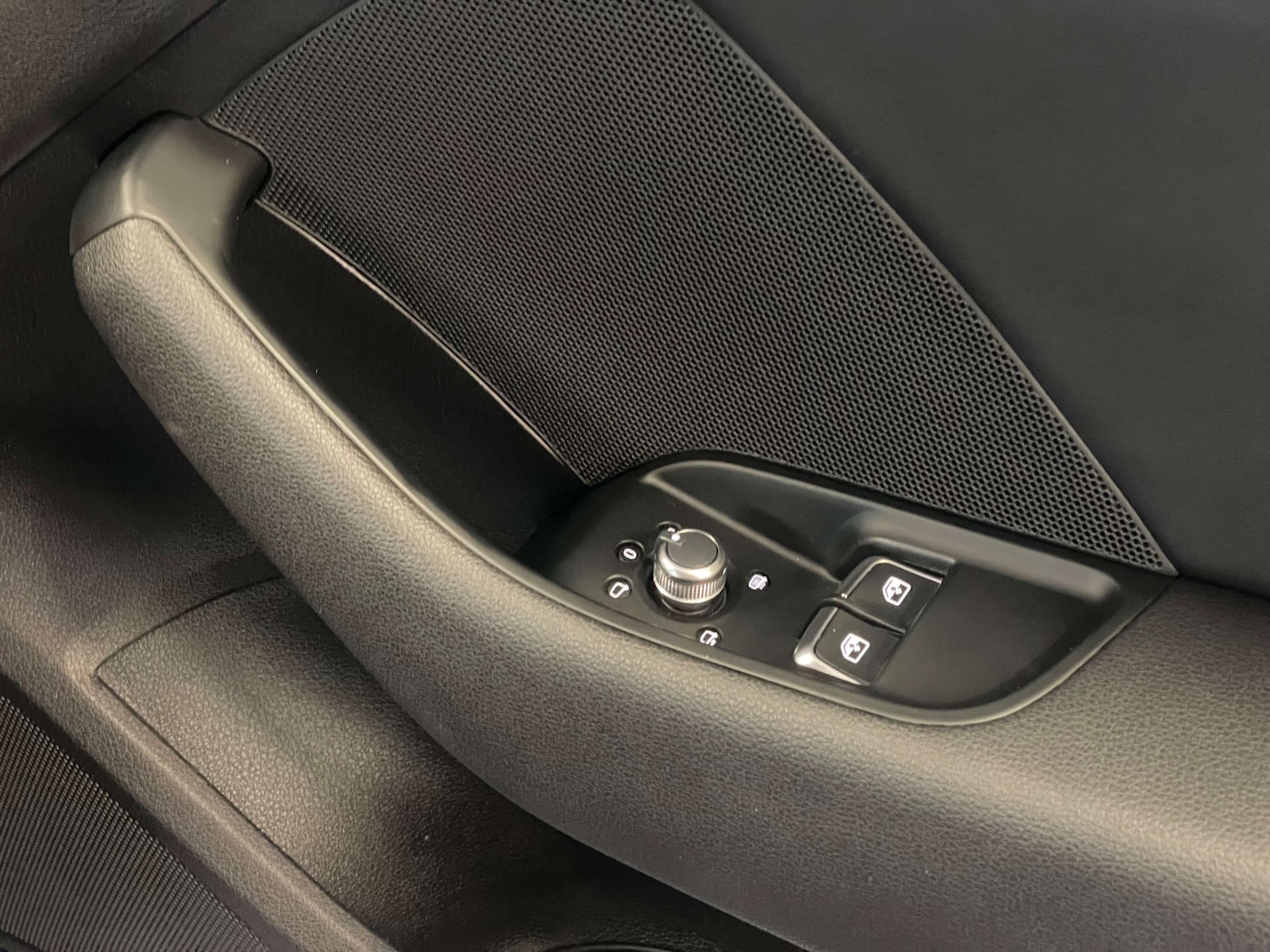 Used Audi A3 2017 for sale - 77850680: Photo 26