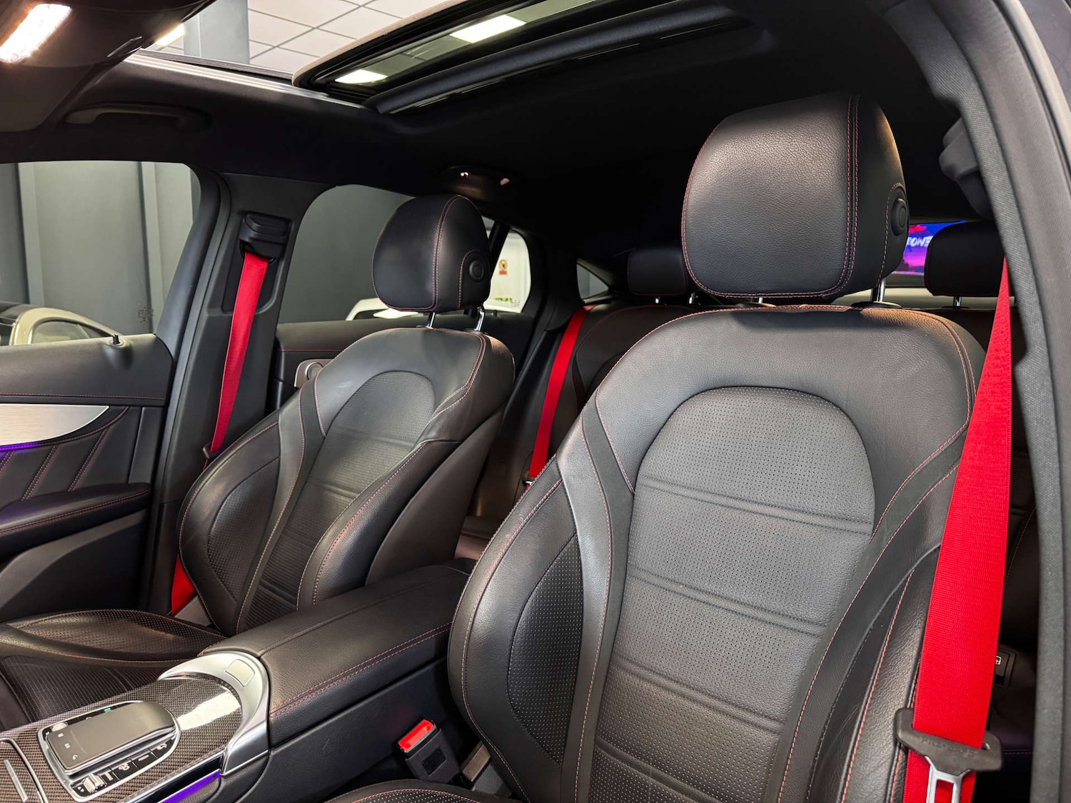 Used Mercedes-Benz GLC 2021 for sale - 77991973: Photo 11