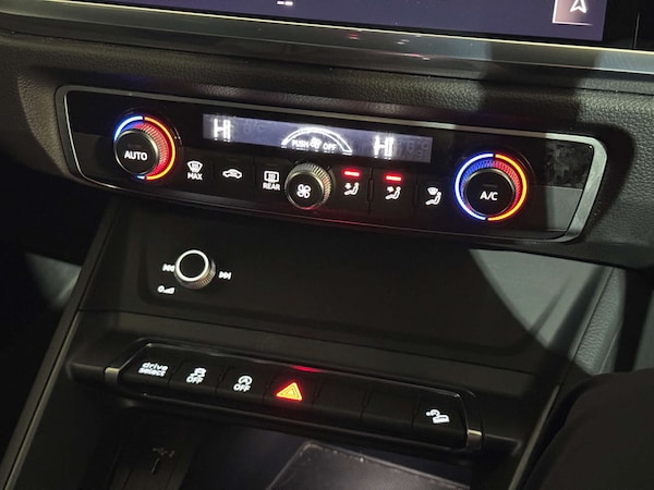 Used Audi Q3 2020 for sale - 76177679: Photo 25