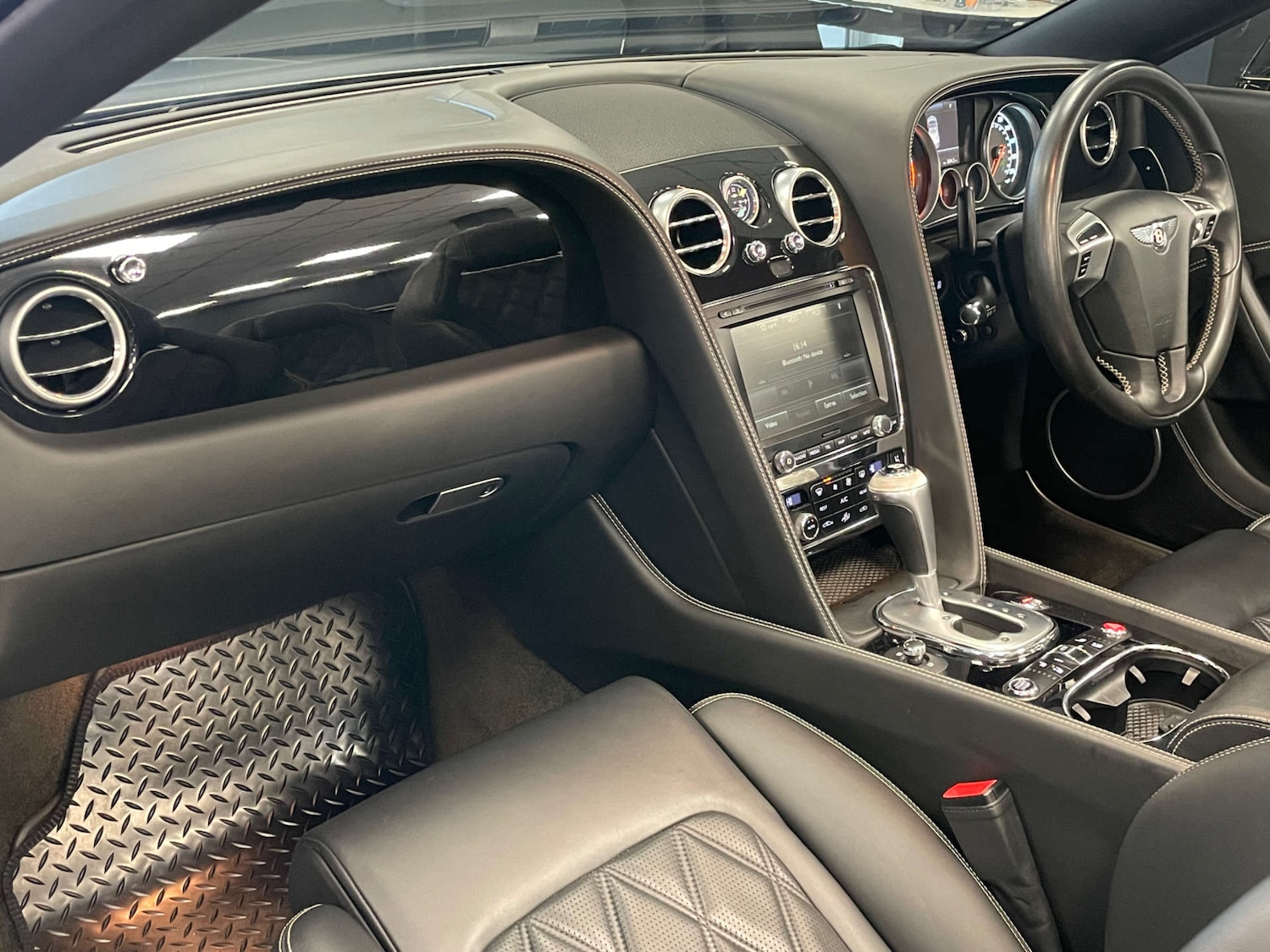 Used Bentley Continental 2015 for sale - 78044947: Photo 32