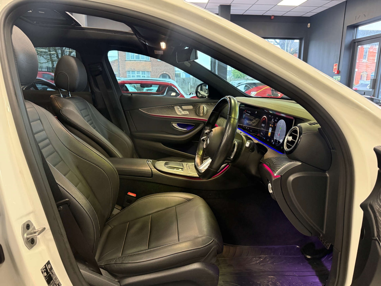 Used Mercedes-Benz E Class 2021 for sale - 77594845: Photo 11