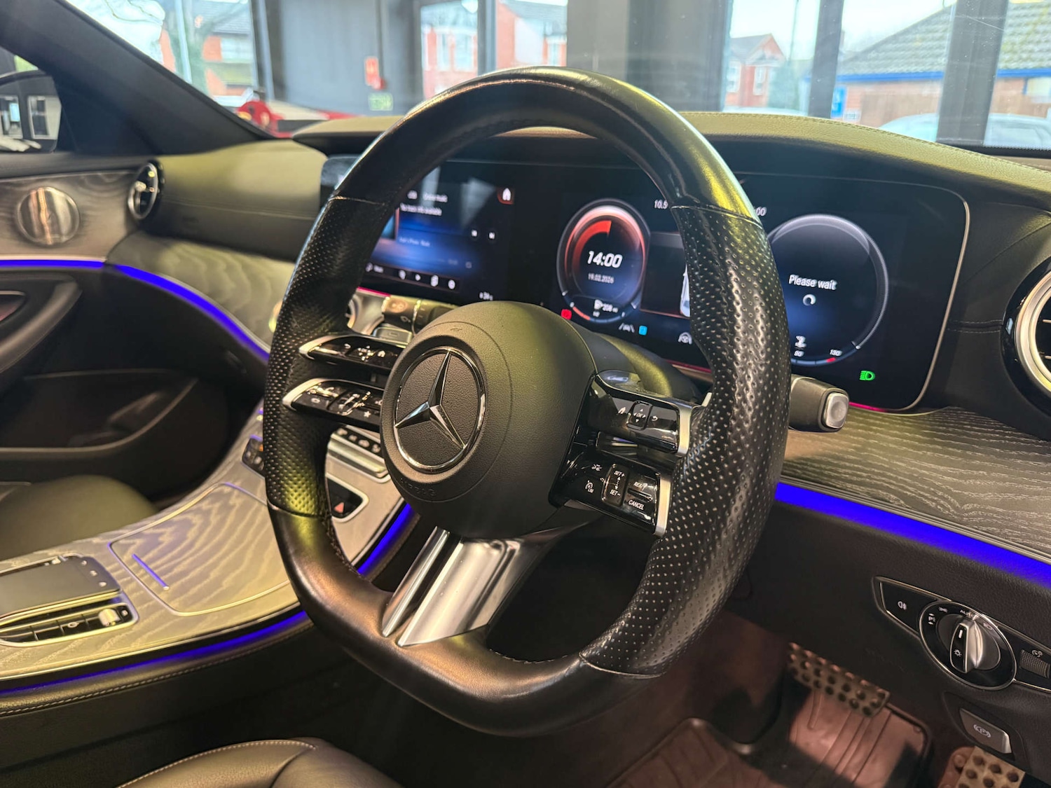 Used Mercedes-Benz E Class 2021 for sale - 77594845: Photo 2