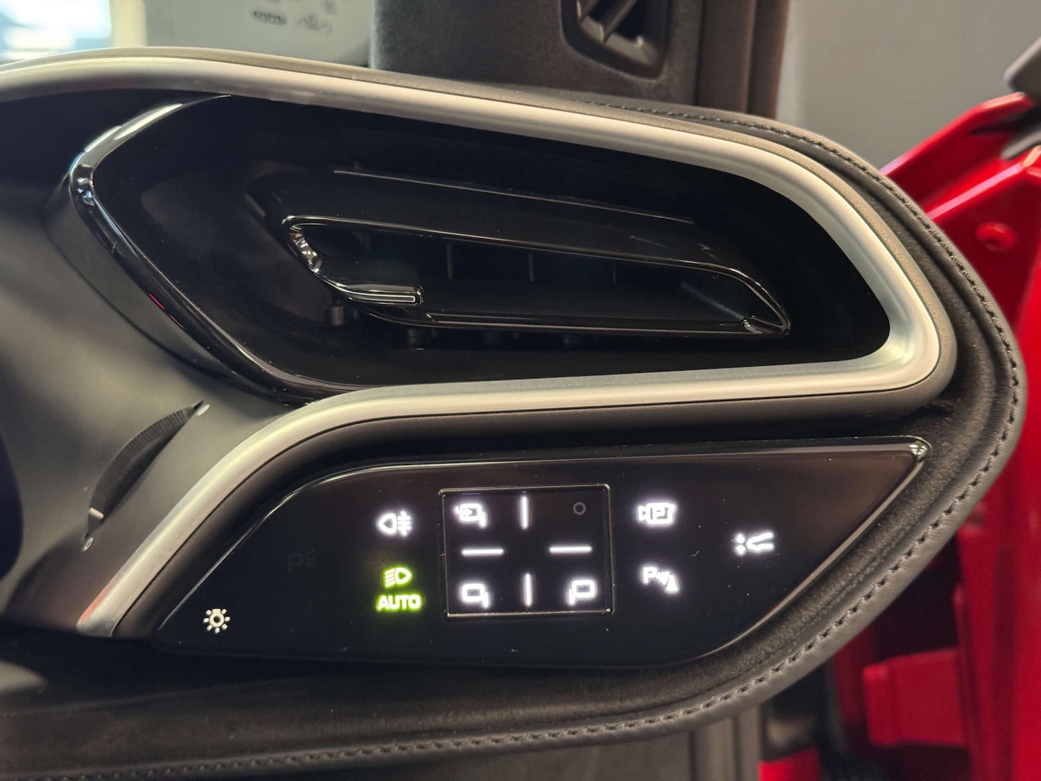 Used Ferrari 296 GTS 2023 for sale - 77504101: Photo 20