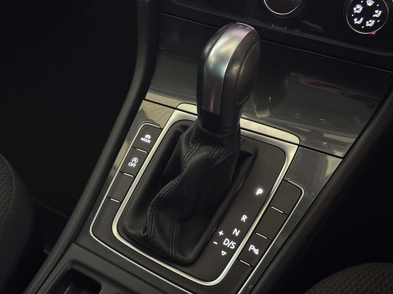 Used Volkswagen Golf 2019 for sale - 76601598: Photo 26