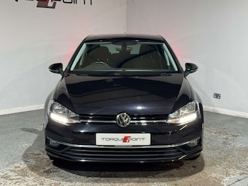 Used Volkswagen Golf 2019 for sale - 76601598: Photo