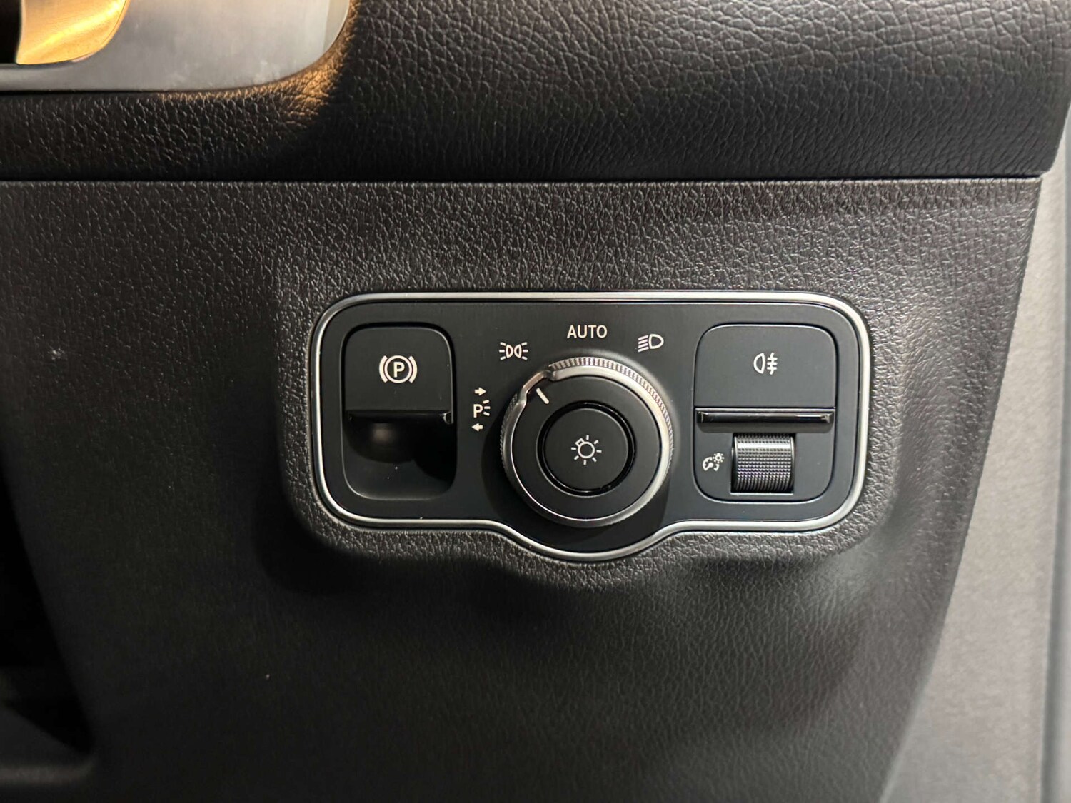 Used Mercedes-Benz GLB 2022 for sale - 76280336: Photo 29