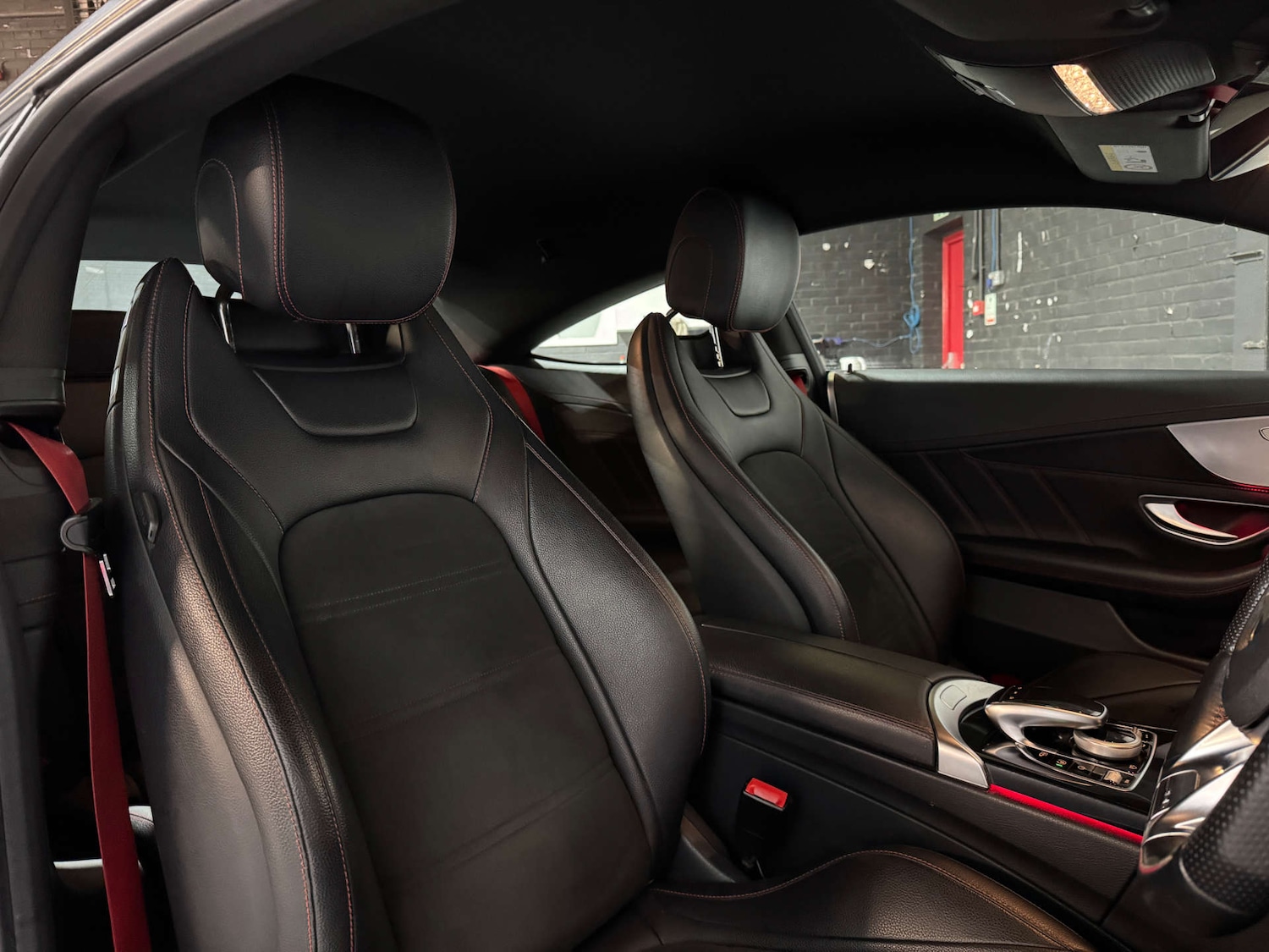 Used Mercedes-Benz C Class 2018 for sale - 76653934: Photo 11