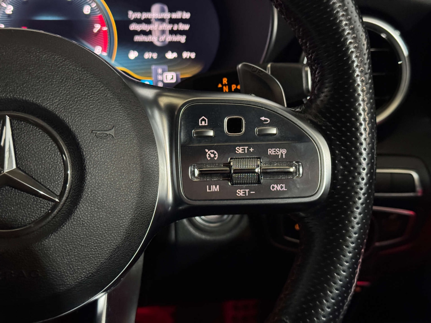 Used Mercedes-Benz C Class 2018 for sale - 76653934: Photo 25