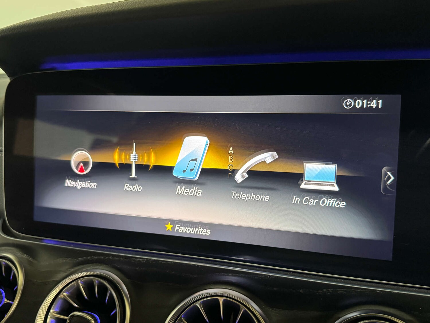 Used Mercedes-Benz E Class 2019 for sale - 76601868: Photo 15