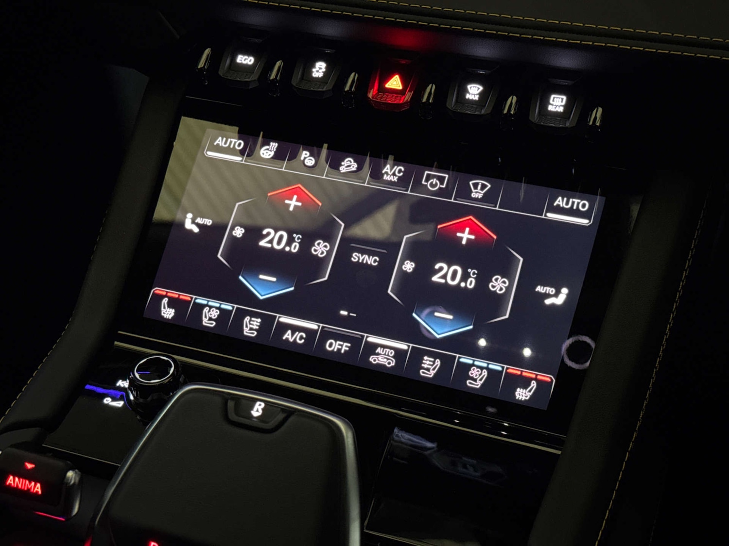 Used Lamborghini Urus 2025 for sale - 77931954: Photo 31