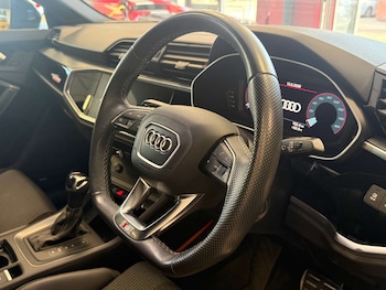 Used Audi Q3 2022 for sale - 78889525: Photo