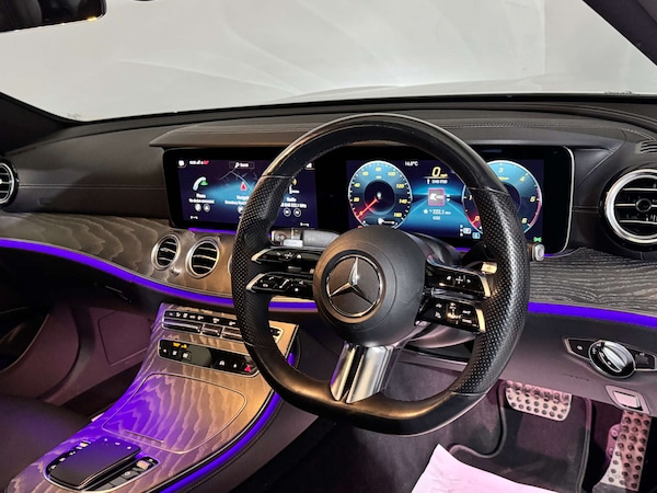 Used Mercedes-Benz E Class 2021 for sale - 76255888: Photo 2