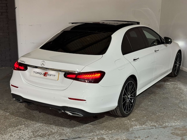 Used Mercedes-Benz E Class 2021 for sale - 76255888: Photo 32