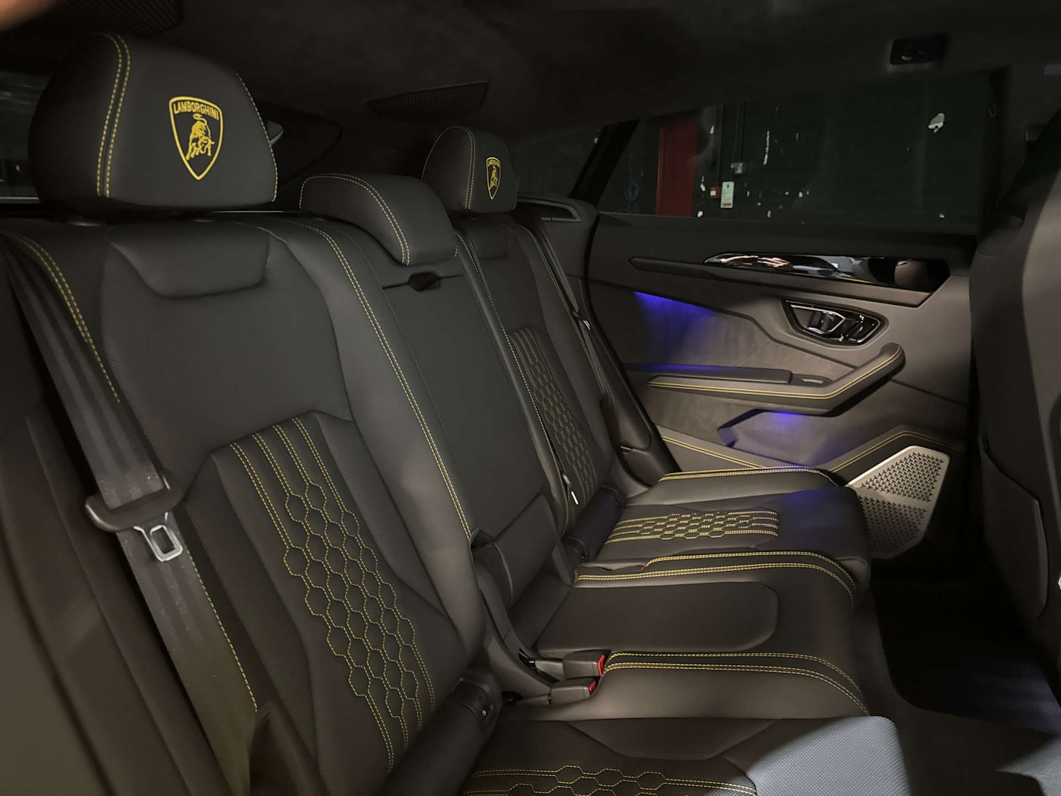 Used Lamborghini Urus 2025 for sale - 76481399: Photo 17