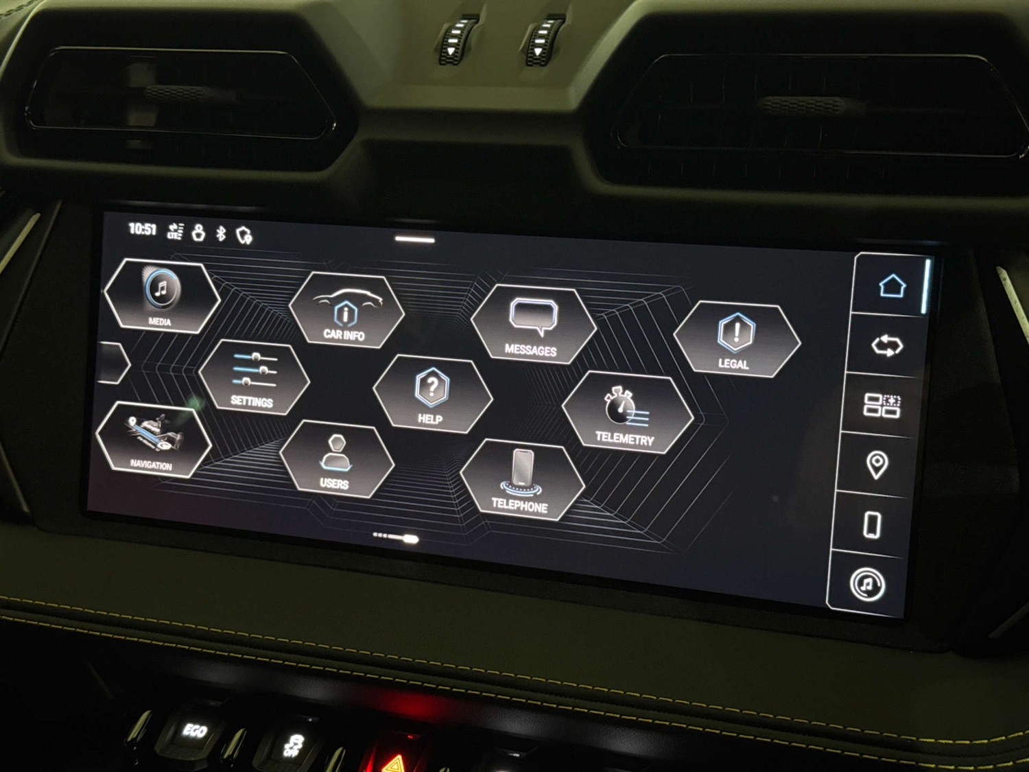 Used Lamborghini Urus 2025 for sale - 76481399: Photo 21