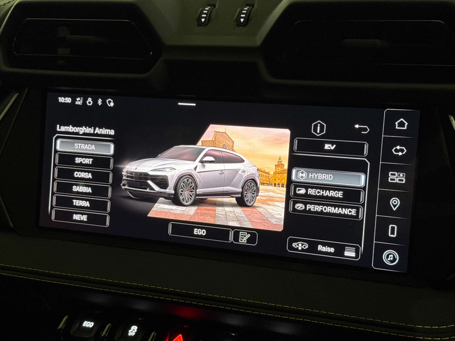 Used Lamborghini Urus 2025 for sale - 76481399: Photo 26