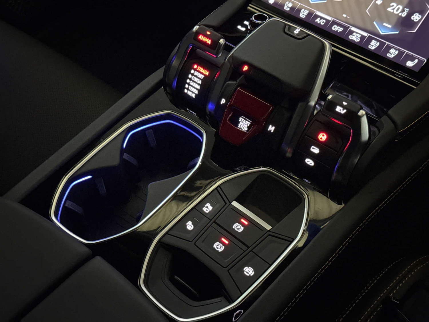 Used Lamborghini Urus 2025 for sale - 76481399: Photo 32