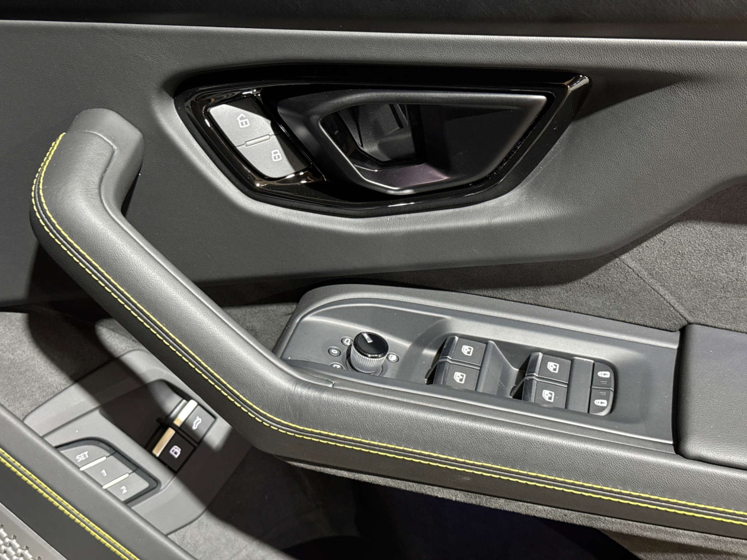 Used Lamborghini Urus 2025 for sale - 76481399: Photo 37