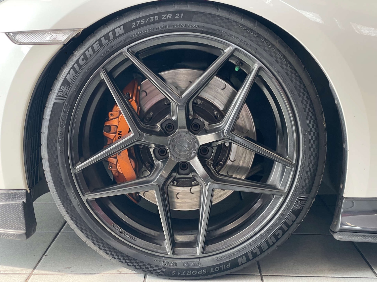 Used Nissan GT-R 2017 for sale - 77991976: Photo 11