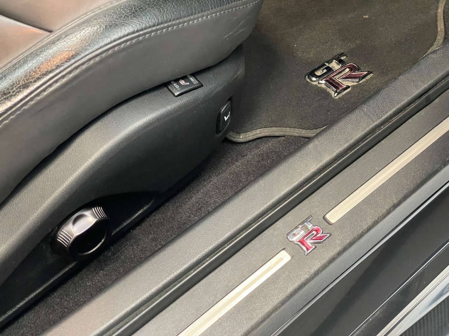 Used Nissan GT-R 2017 for sale - 77991976: Photo 27