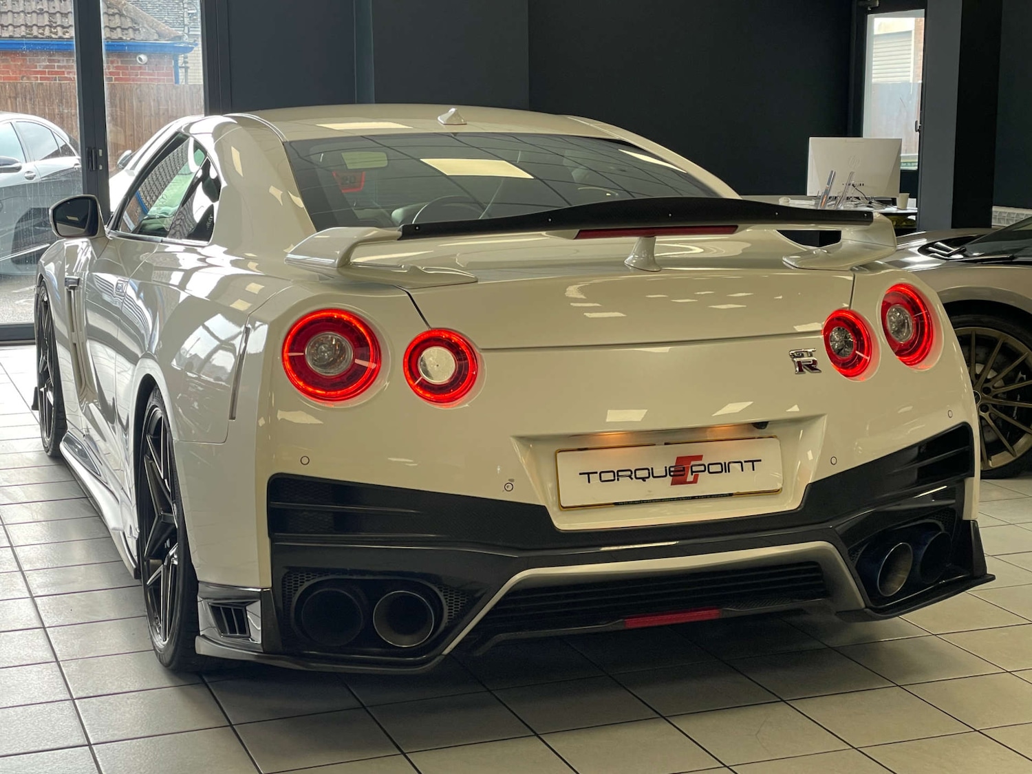 Used Nissan GT-R 2017 for sale - 77991976: Photo 7